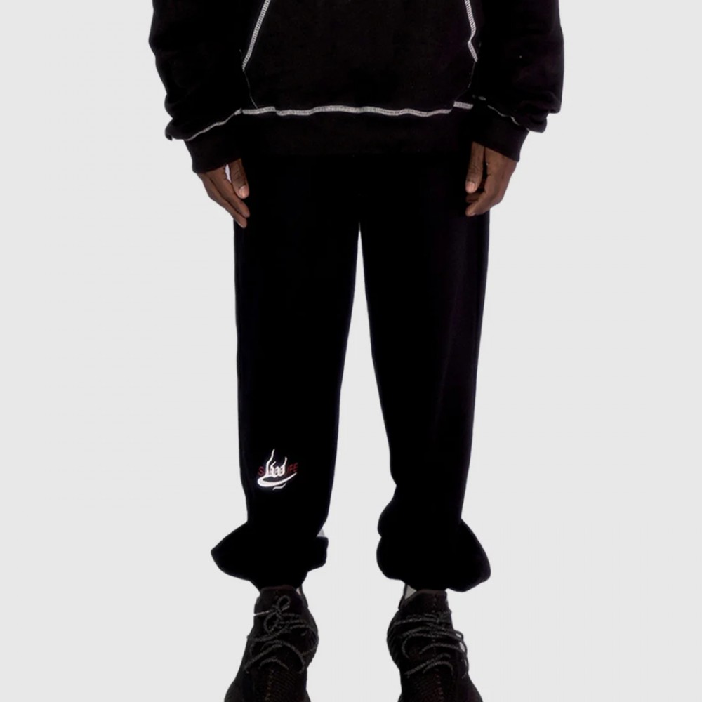 BLACK SWEATPANTS