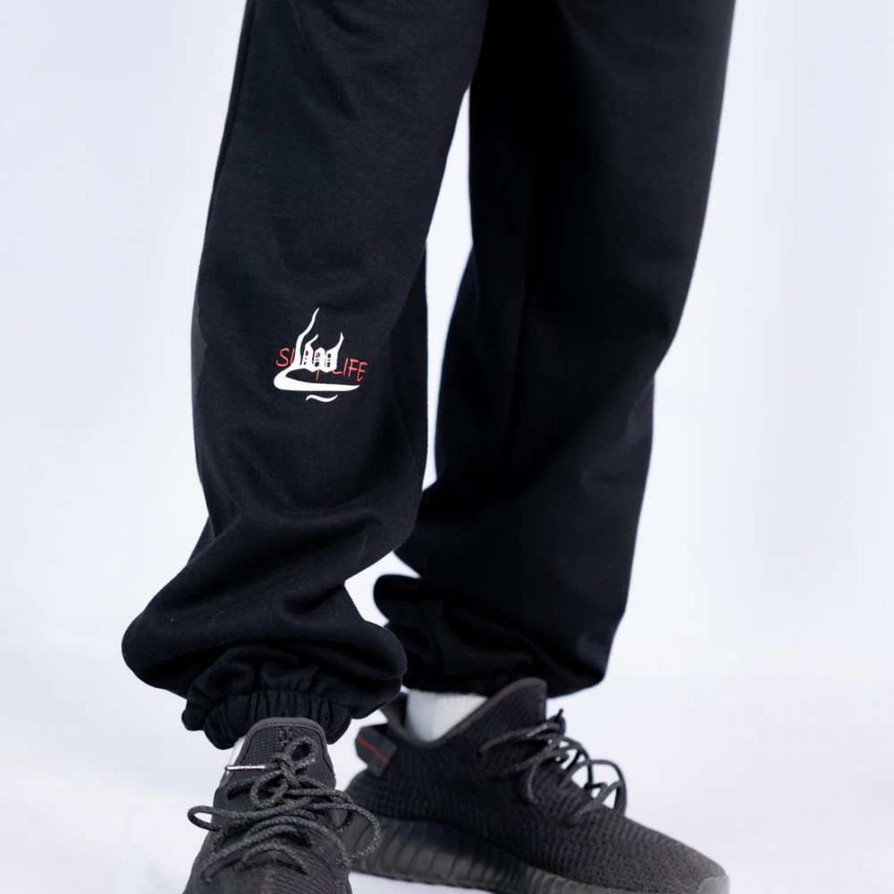 BLACK SWEATPANTS